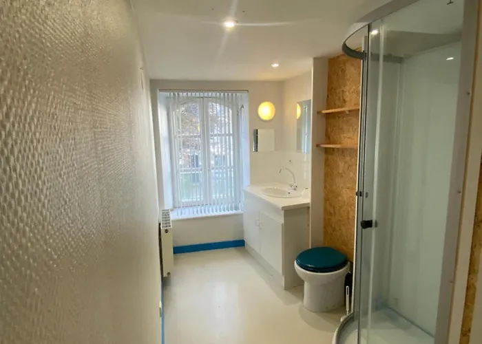 8 -les Moulins Lejlighed