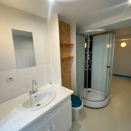 Apartment 8 -les Moulins *